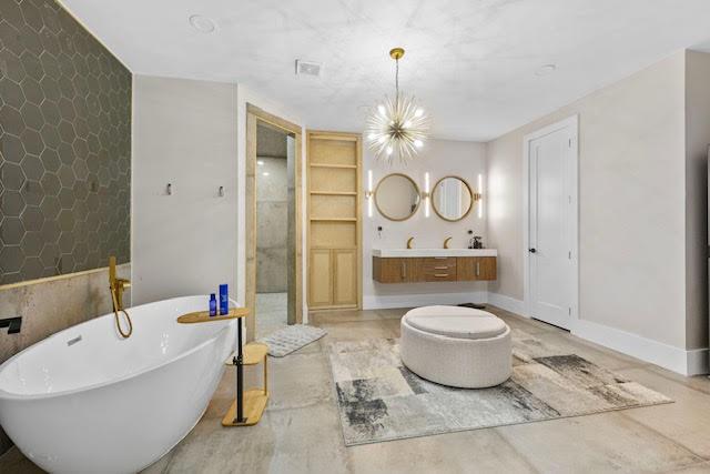 511 S South Bluegrove Road Lancaster, TX 75146 - Photo 6 of 23