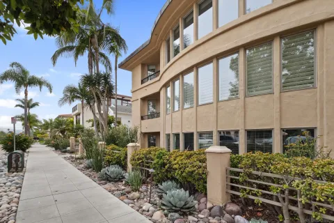 $2,849,900 | 7752 Eads Avenue, La Jolla, CA 92037