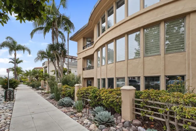 $2,849,900 | 7752 Eads Avenue, La Jolla, CA 92037