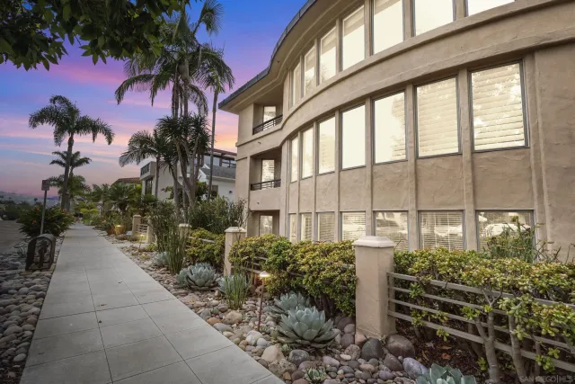 $2,849,900 | 7752 Eads Avenue, La Jolla, CA 92037