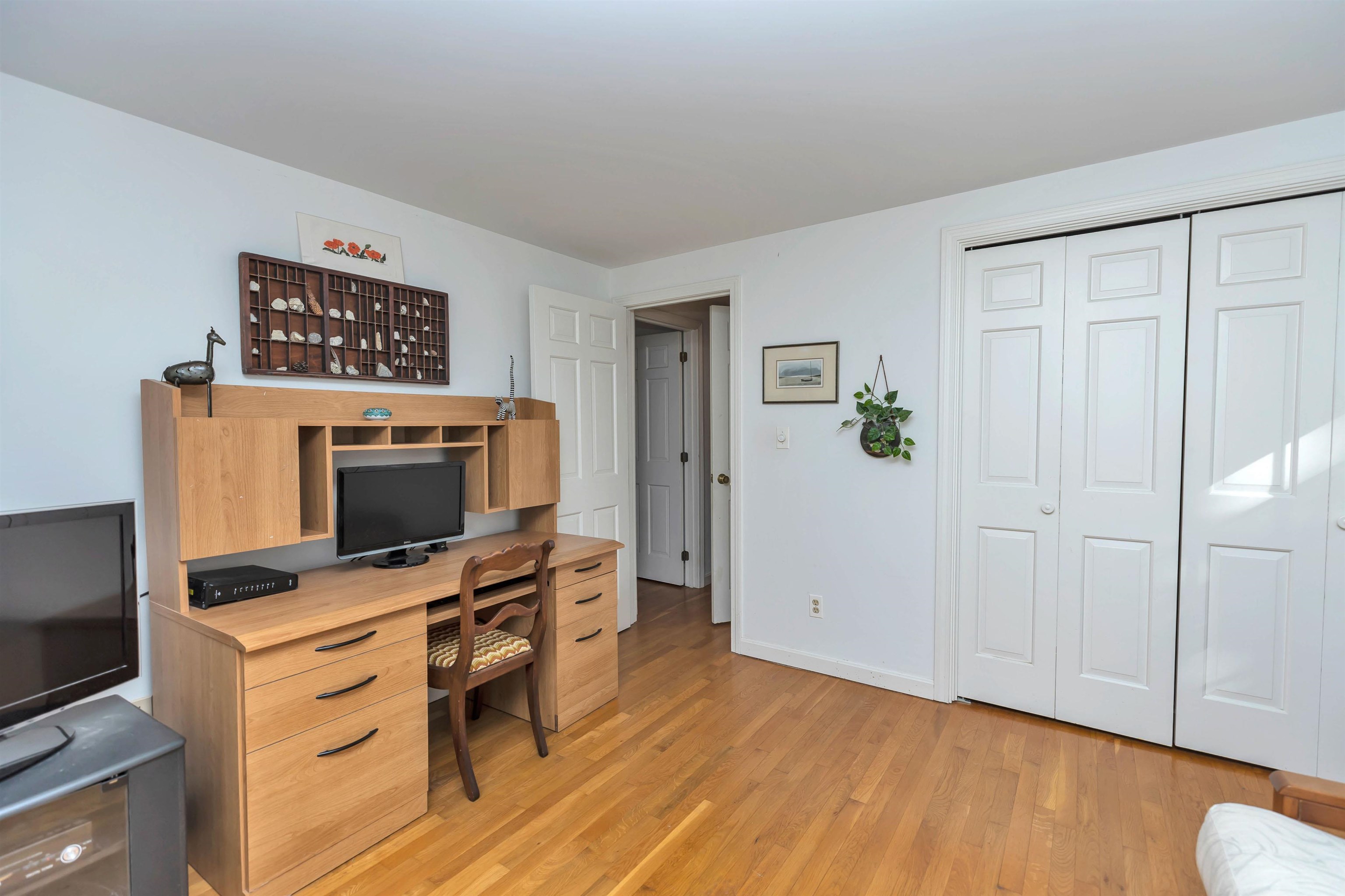 6 Governor Square Peterborough, NH 03458 - Photo 20 of 29
