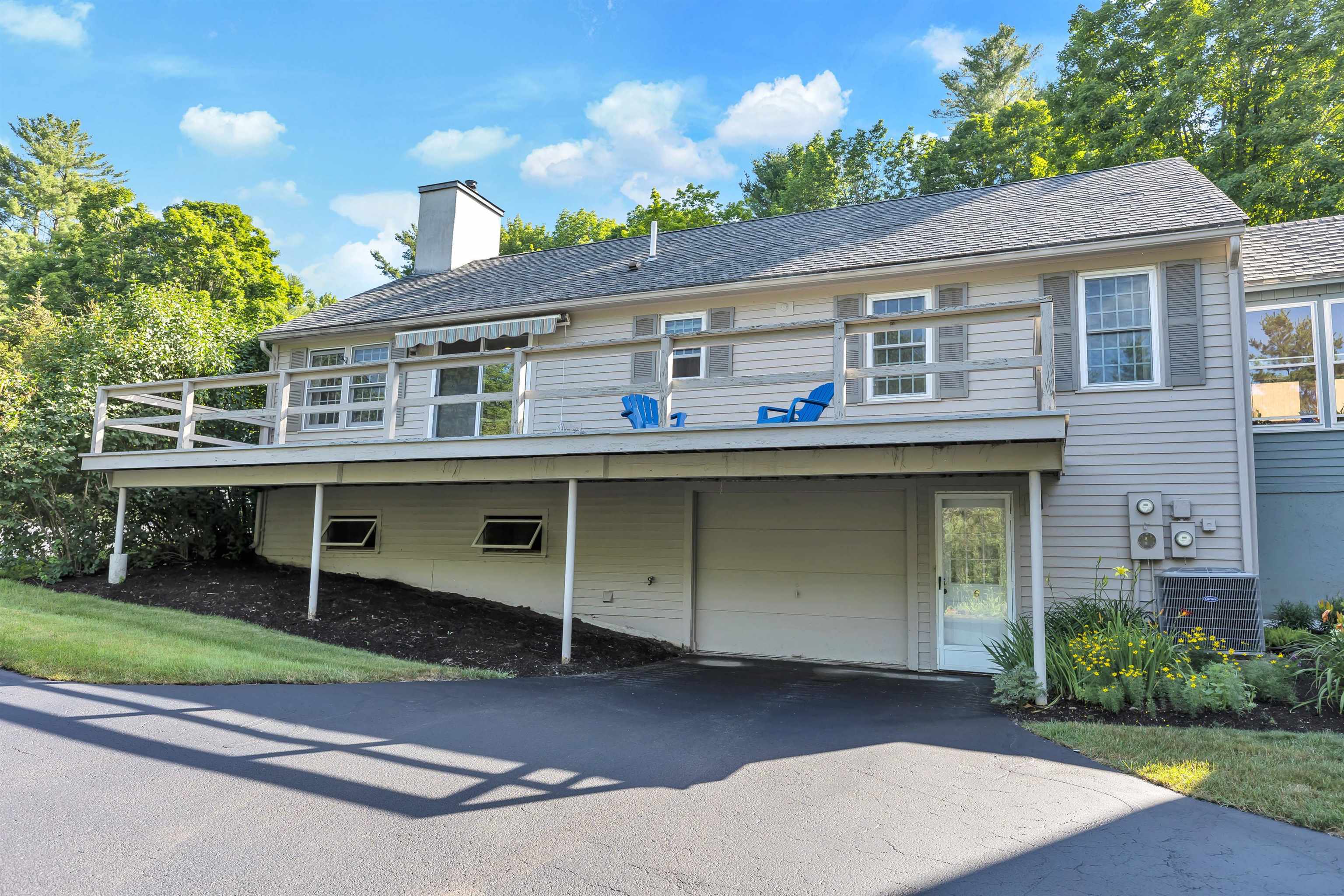 6 Governor Square Peterborough, NH 03458 - Photo 2 of 29