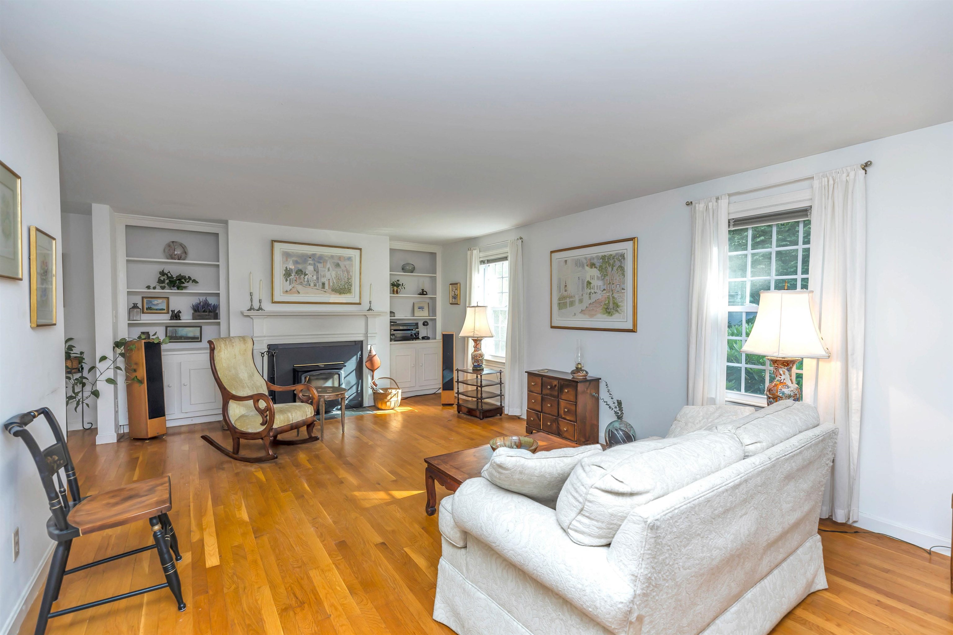 6 Governor Square Peterborough, NH 03458 - Photo 4 of 29
