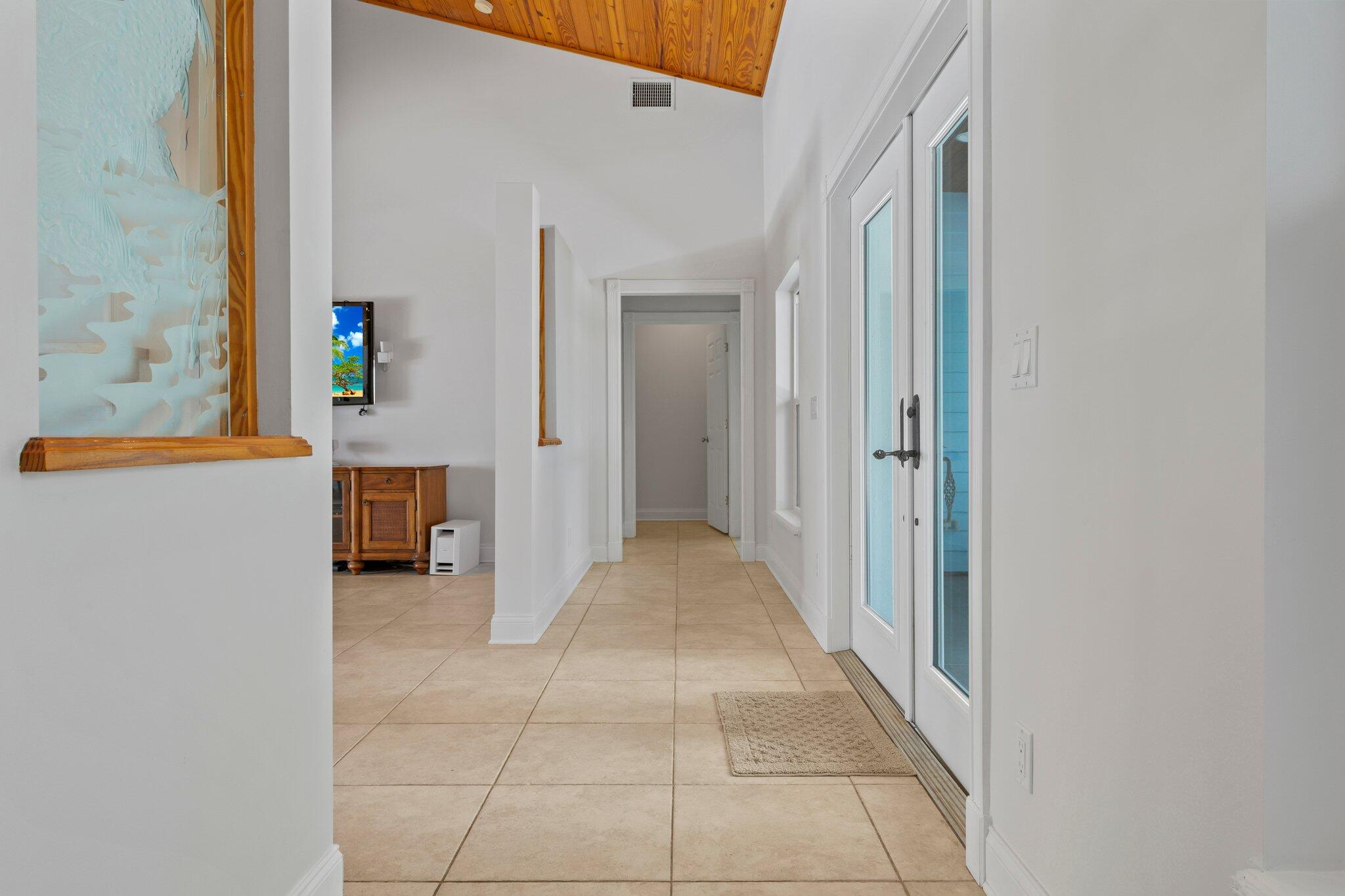 1293 Southwest Heather Terrace Stuart, FL 34997 - Photo 37 of 80 41-web-or-mls-IMG_1117