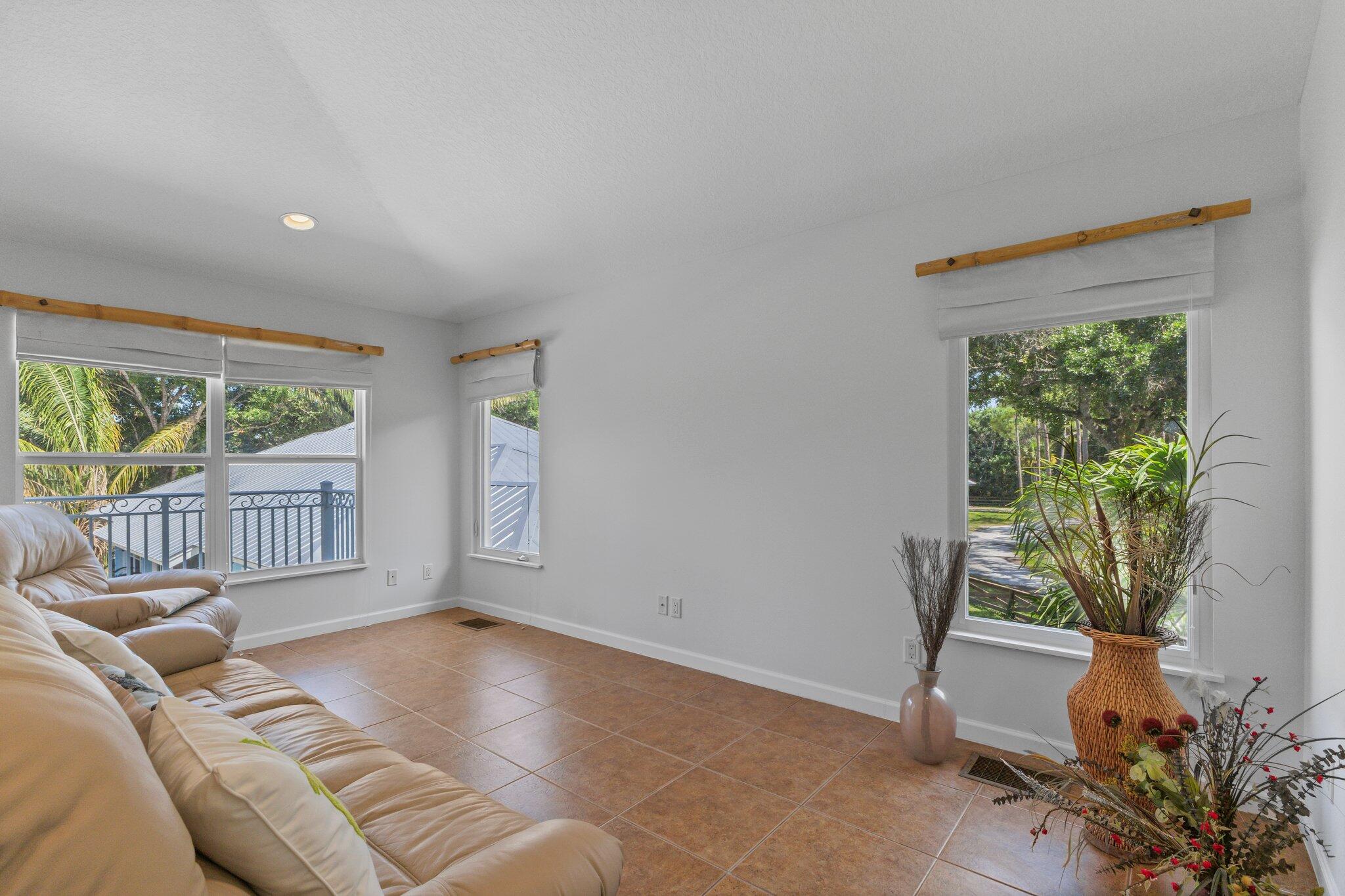 1293 Southwest Heather Terrace Stuart, FL 34997 - Photo 43 of 80 47-web-or-mls-IMG_1372