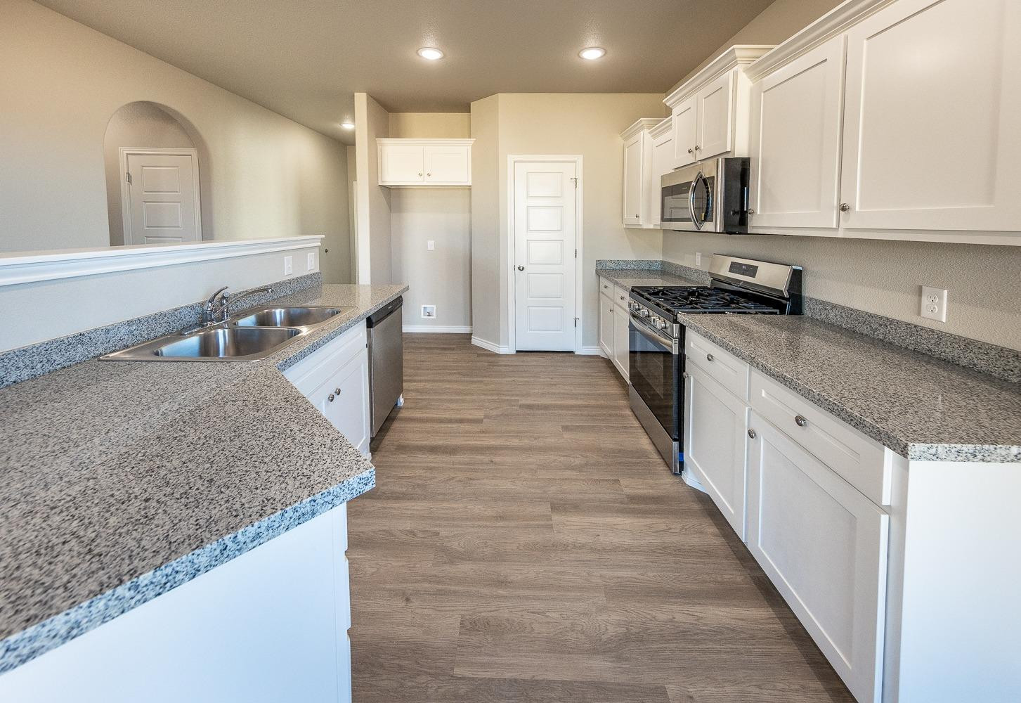 6912 11th Street Lubbock, TX 79416 - Photo 3 of 26 Photo 3