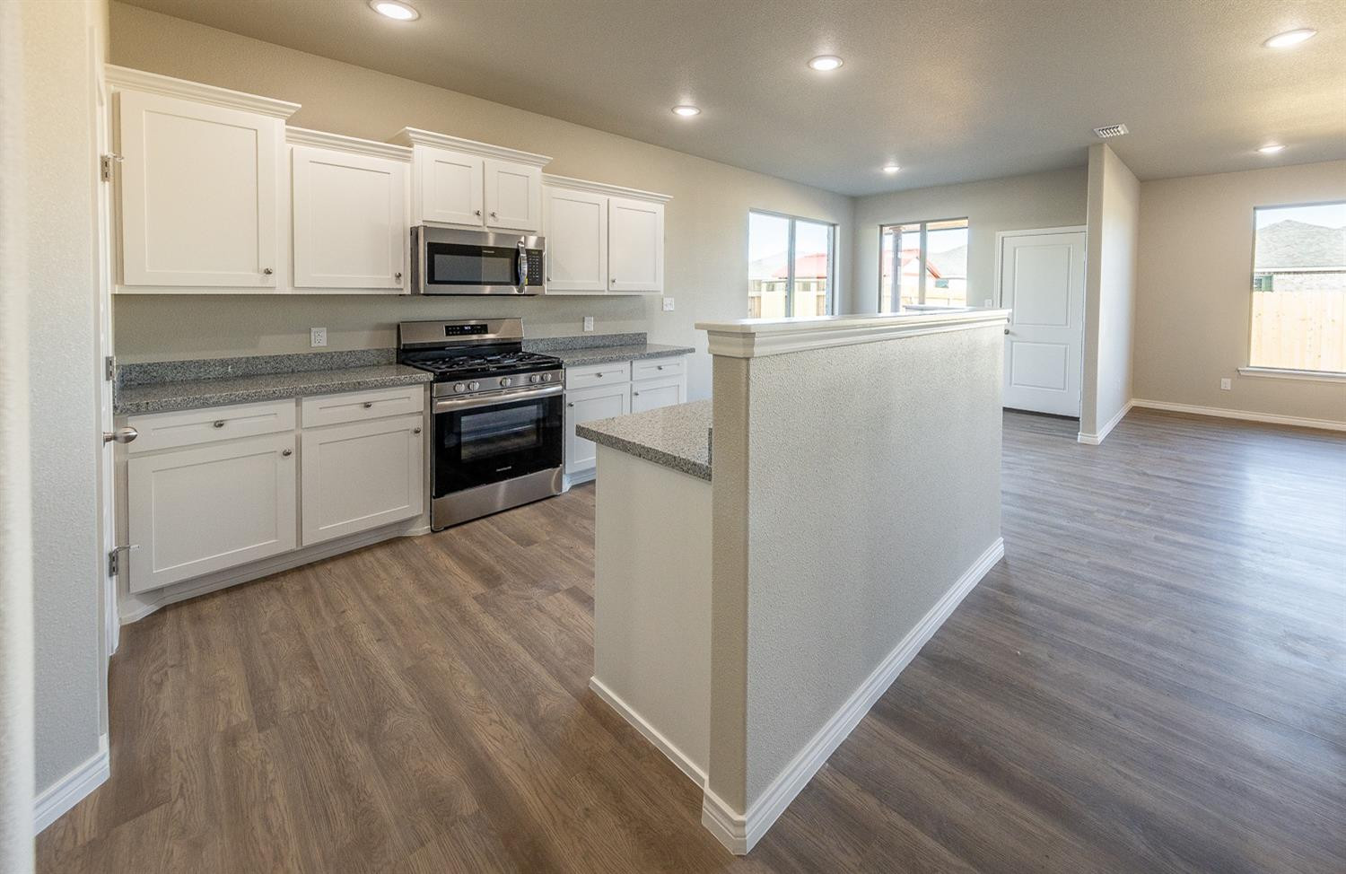 6912 11th Street Lubbock, TX 79416 - Photo 6 of 26 Photo 6