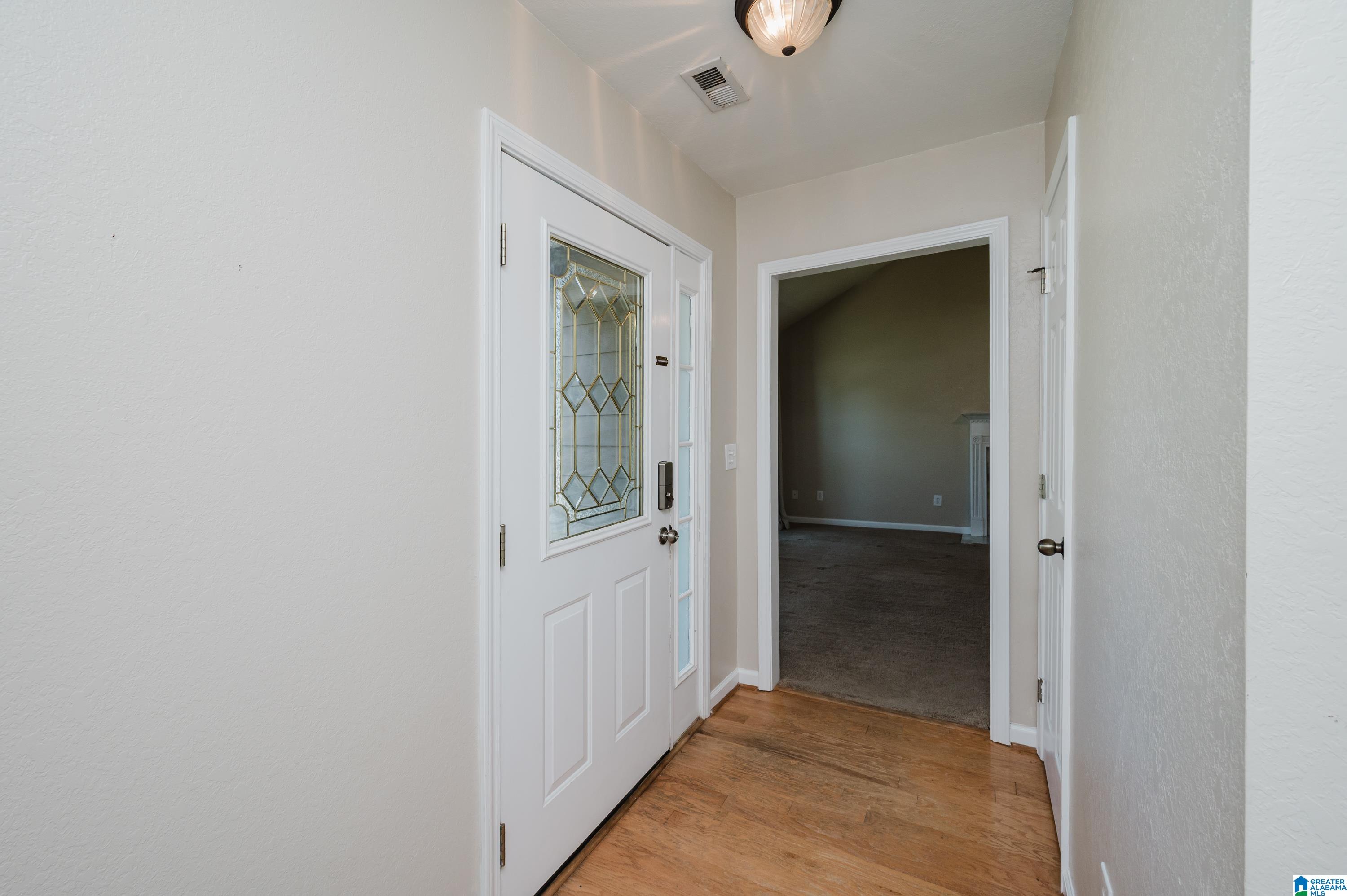 109 Sunset Lane Calera, AL 35040 - Photo 5 of 41
