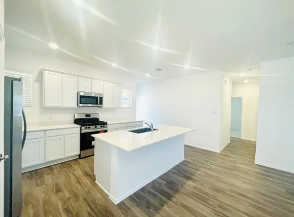 $1,950 | 3619 River Sand Road, Rosenberg, TX 77469