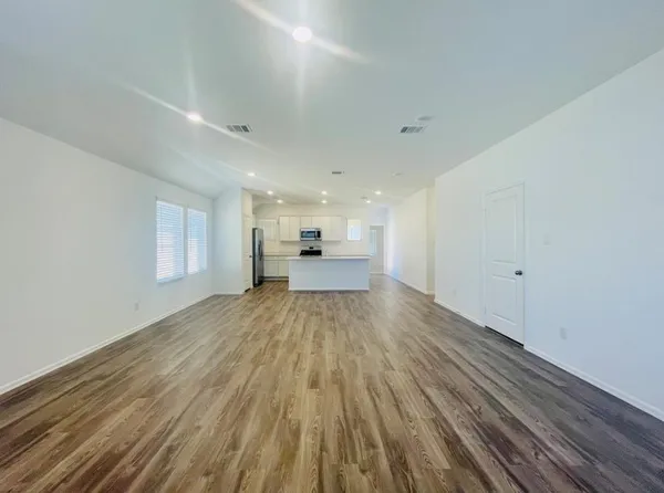 $1,950 | 3619 River Sand Road, Rosenberg, TX 77469