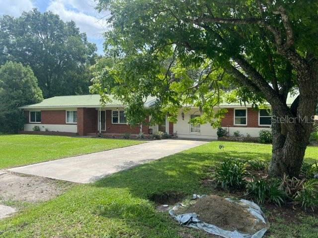 5810 Southeast Babb Road Belleview, FL 34420 - Photo 3 of 6