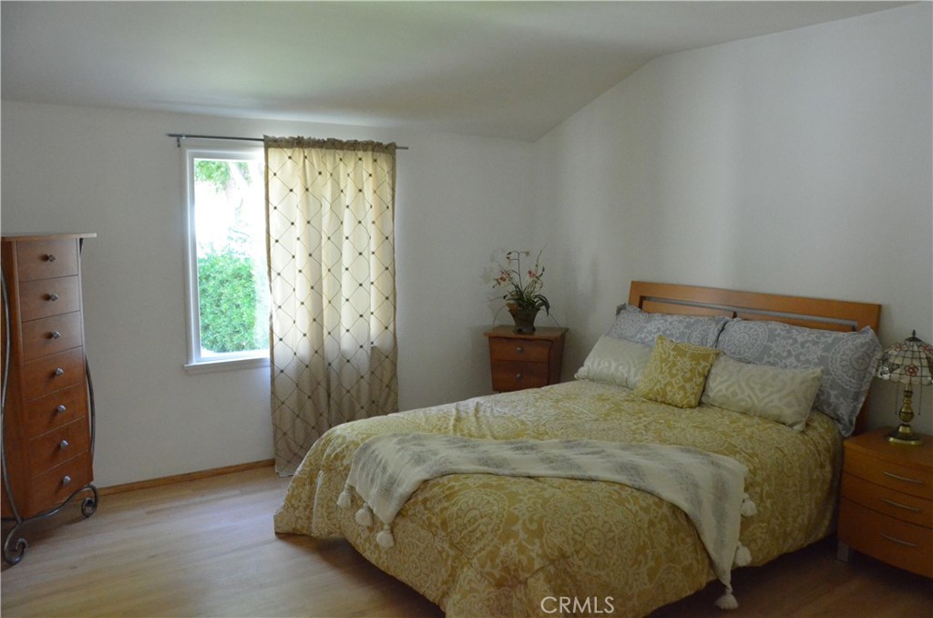 4811 Hampton Road La Canada Flintridge, CA 91011 - Photo 7 of 12