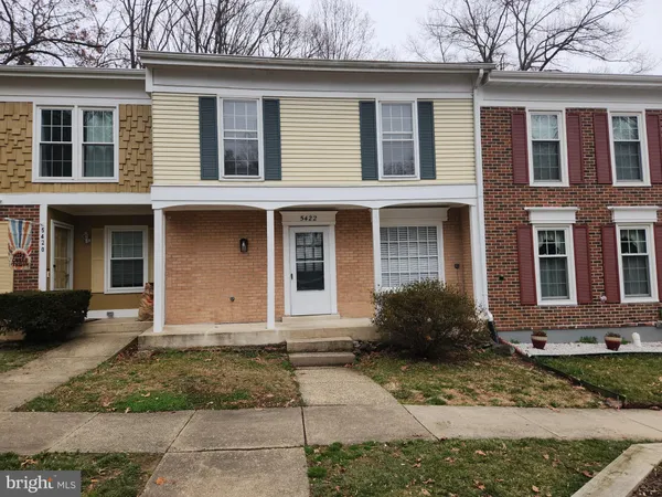 $3,200 | 5422 Long Boat Court, Fairfax, VA 22032