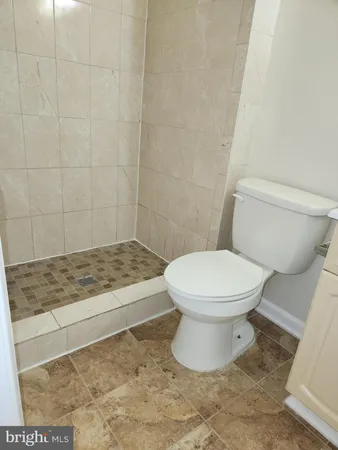 $3,200 | 5422 Long Boat Court, Fairfax, VA 22032