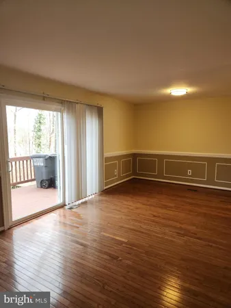 $3,200 | 5422 Long Boat Court, Fairfax, VA 22032