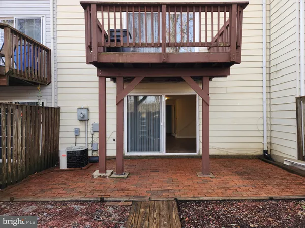 $3,200 | 5422 Long Boat Court, Fairfax, VA 22032
