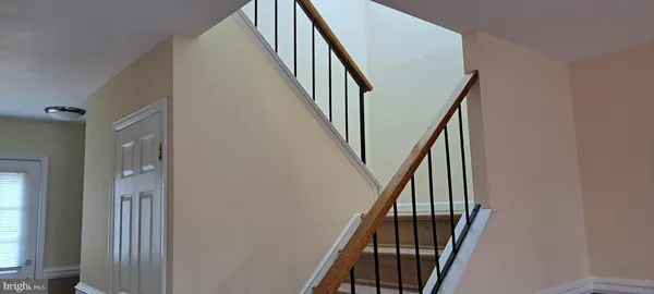 $3,090 | 5422 Long Boat Court, Fairfax, VA 22032