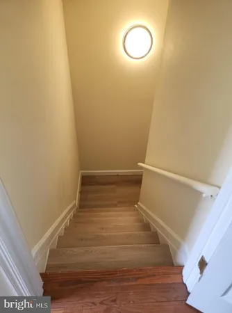 $3,090 | 5422 Long Boat Court, Fairfax, VA 22032