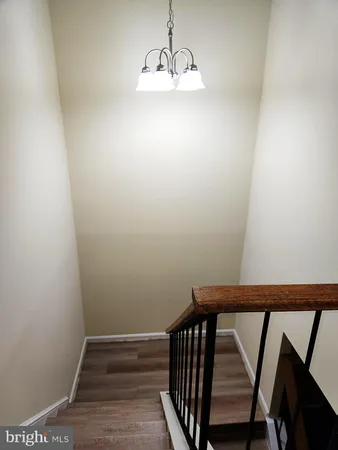 $3,090 | 5422 Long Boat Court, Fairfax, VA 22032