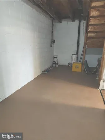 $3,090 | 5422 Long Boat Court, Fairfax, VA 22032