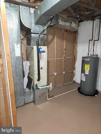 $3,090 | 5422 Long Boat Court, Fairfax, VA 22032