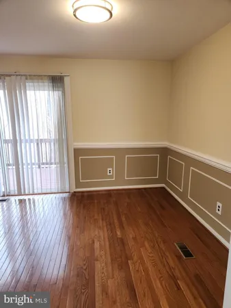 $3,200 | 5422 Long Boat Court, Fairfax, VA 22032