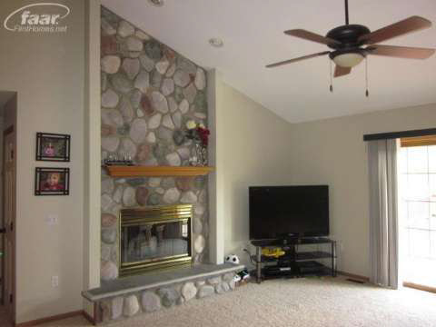 11279 Potter Road Flushing, MI 48433 - Photo 6 of 35 20360176-5.JPG