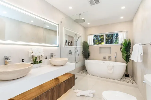 $13,000 | 616 Northeast 16th Terrace, Fort Lauderdale, FL 33304