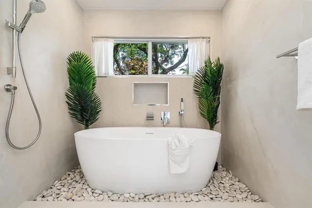 $13,000 | 616 Northeast 16th Terrace, Fort Lauderdale, FL 33304