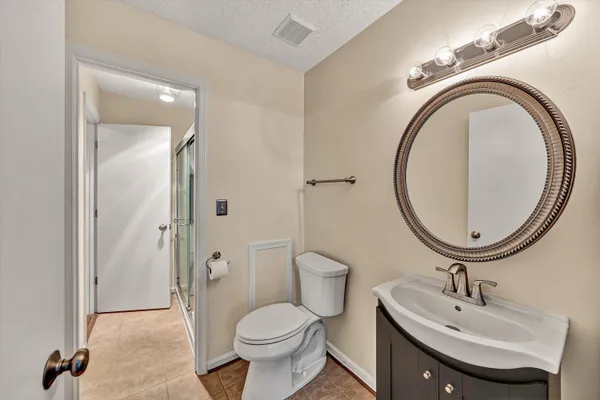 $239,500 | 375 Tinkerview Drive, Cloverdale, VA 24077