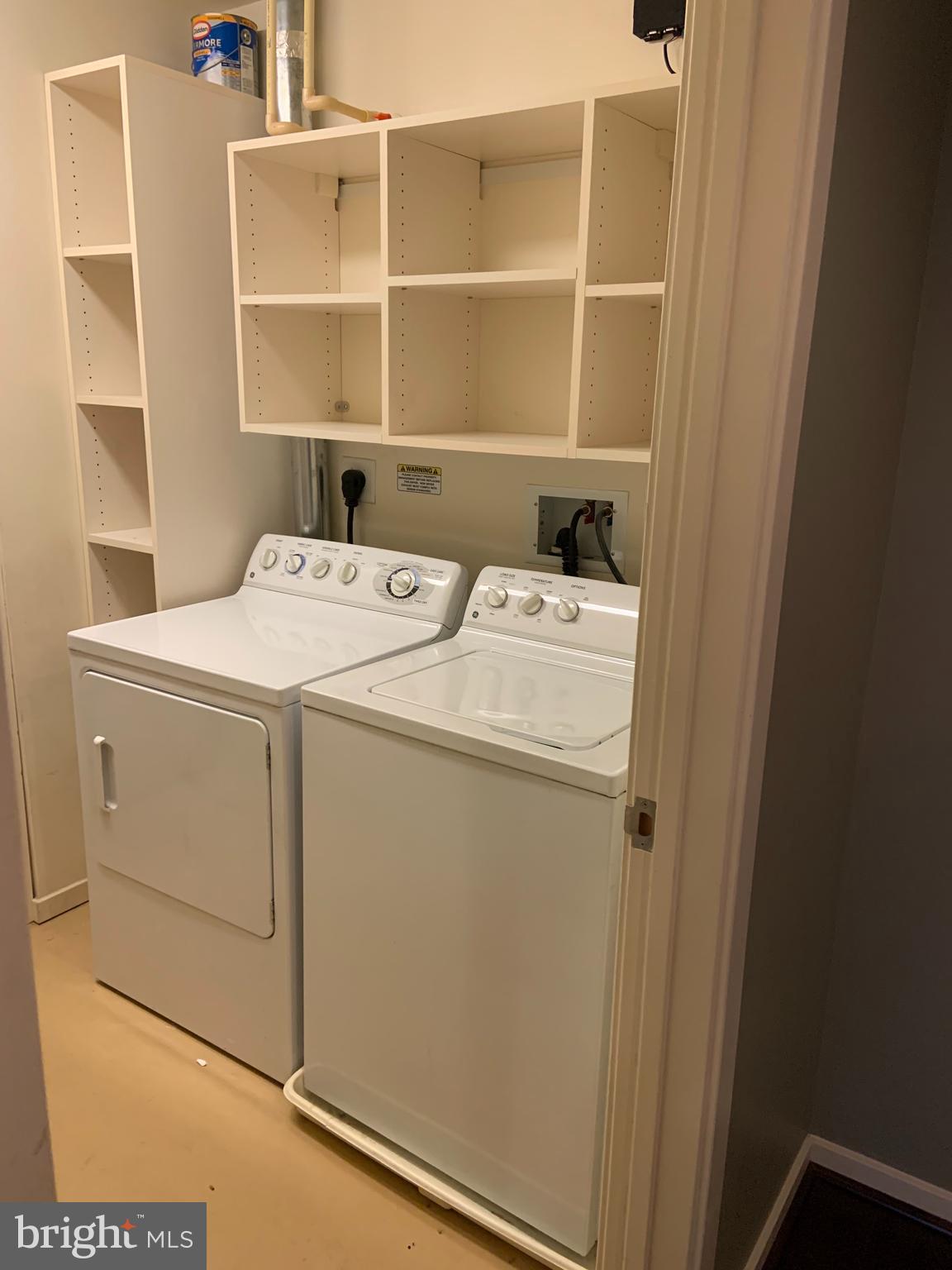 1200 Steuart Street, Unit 520 Baltimore, MD 21230 - Photo 15 of 49 Full size, in unit laundry