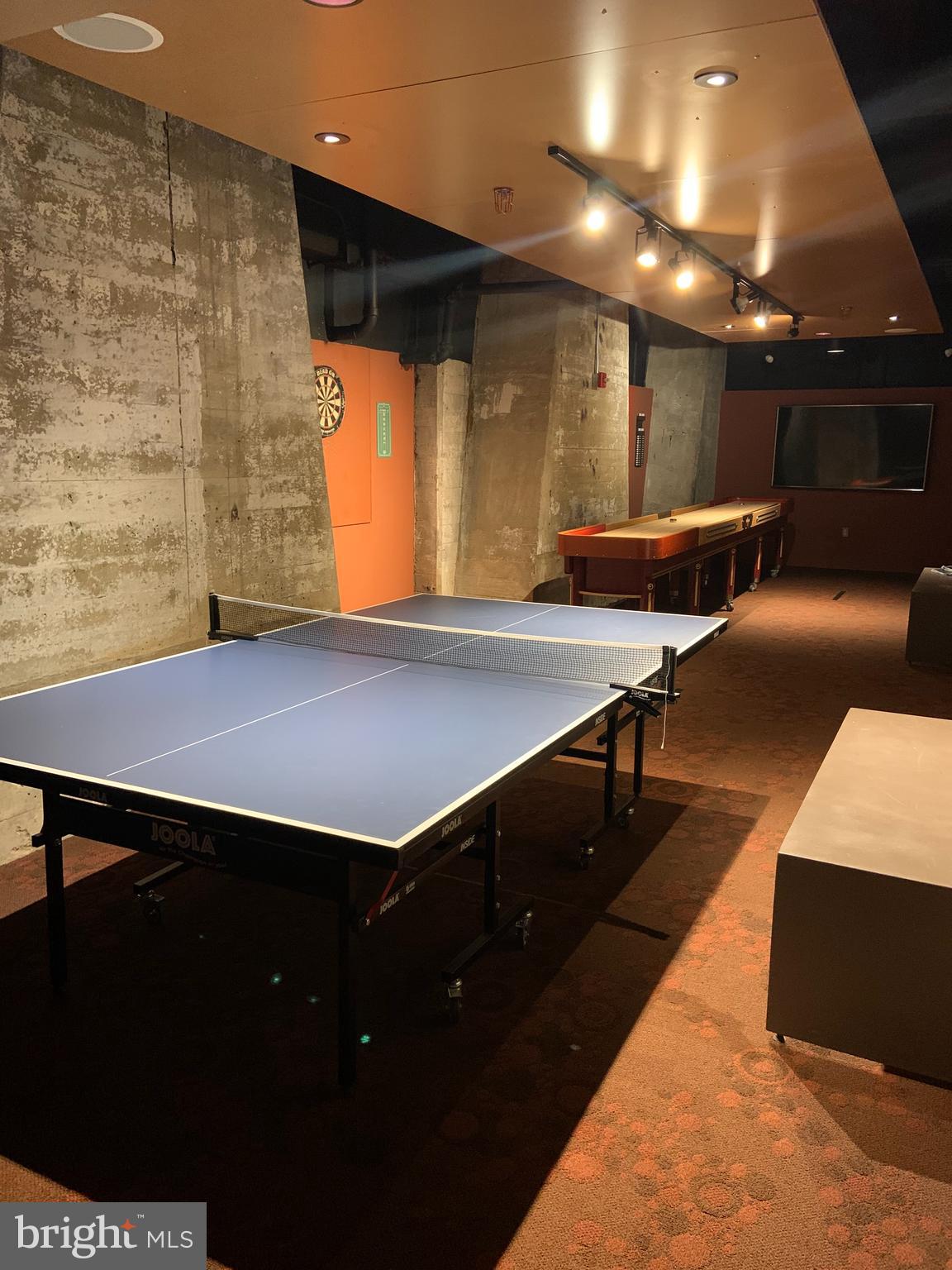 1200 Steuart Street, Unit 520 Baltimore, MD 21230 - Photo 23 of 49 Community game room