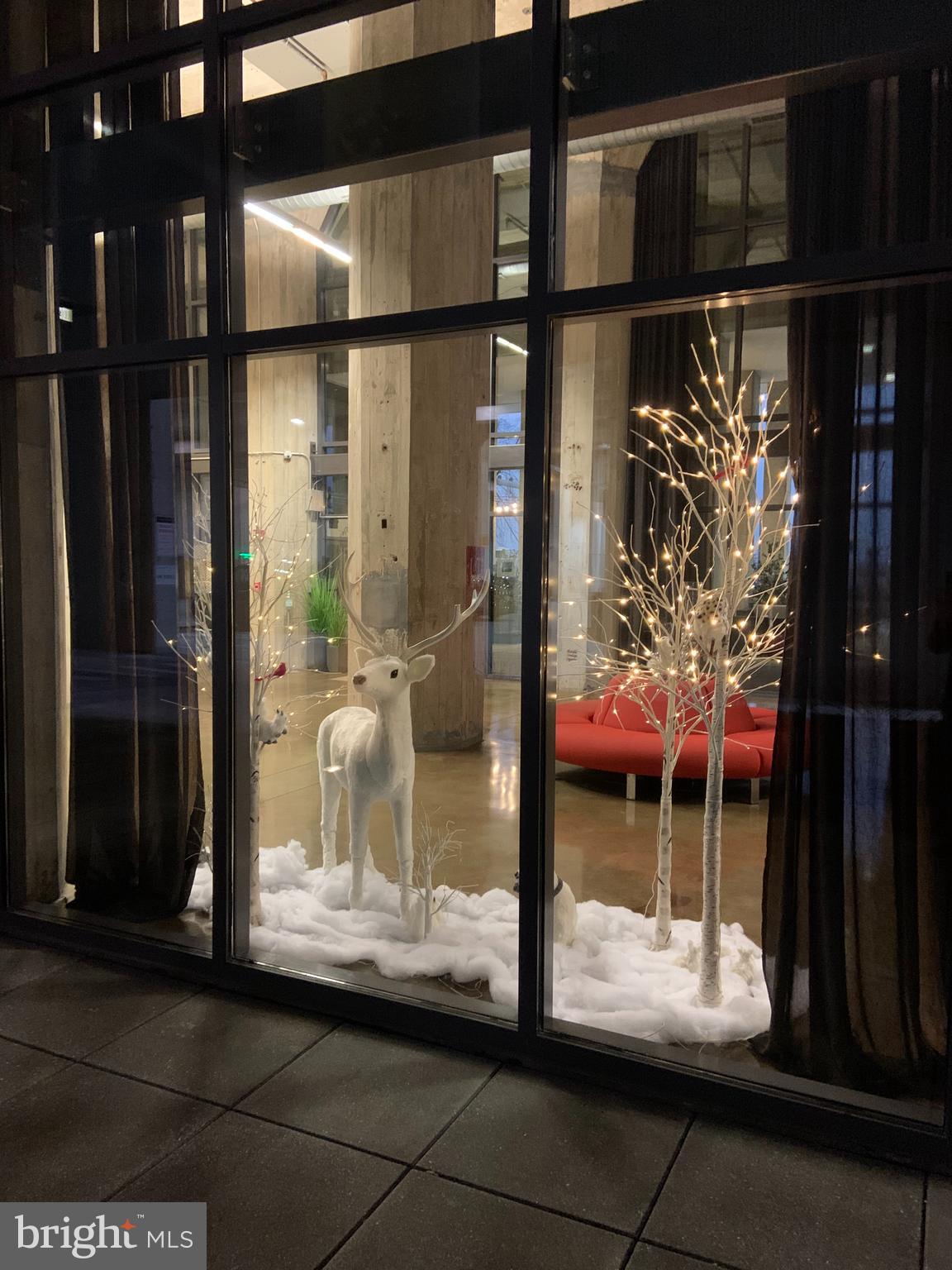 1200 Steuart Street, Unit 520 Baltimore, MD 21230 - Photo 27 of 49 Lobby