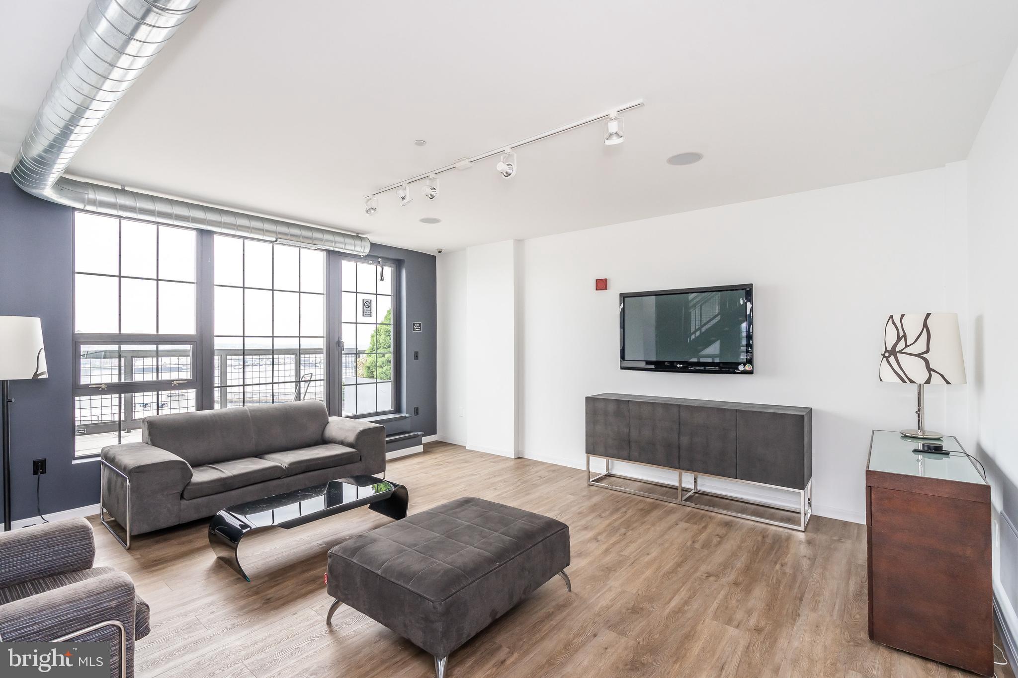 1200 Steuart Street, Unit 520 Baltimore, MD 21230 - Photo 42 of 49 Sky Lounge