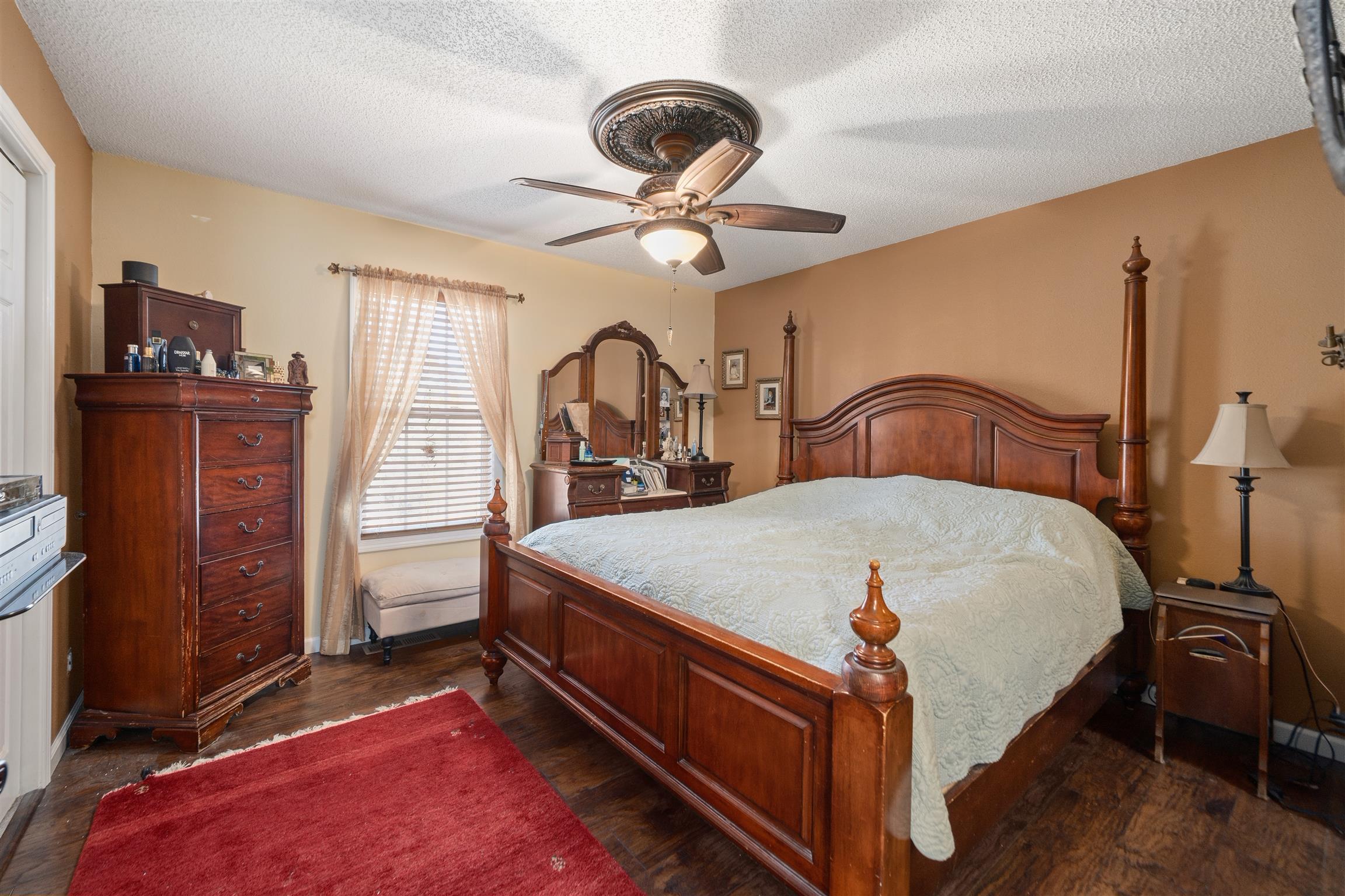 3240 Backridge Road Woodlawn, TN 37191 - Photo 10 of 23 Master bedroom