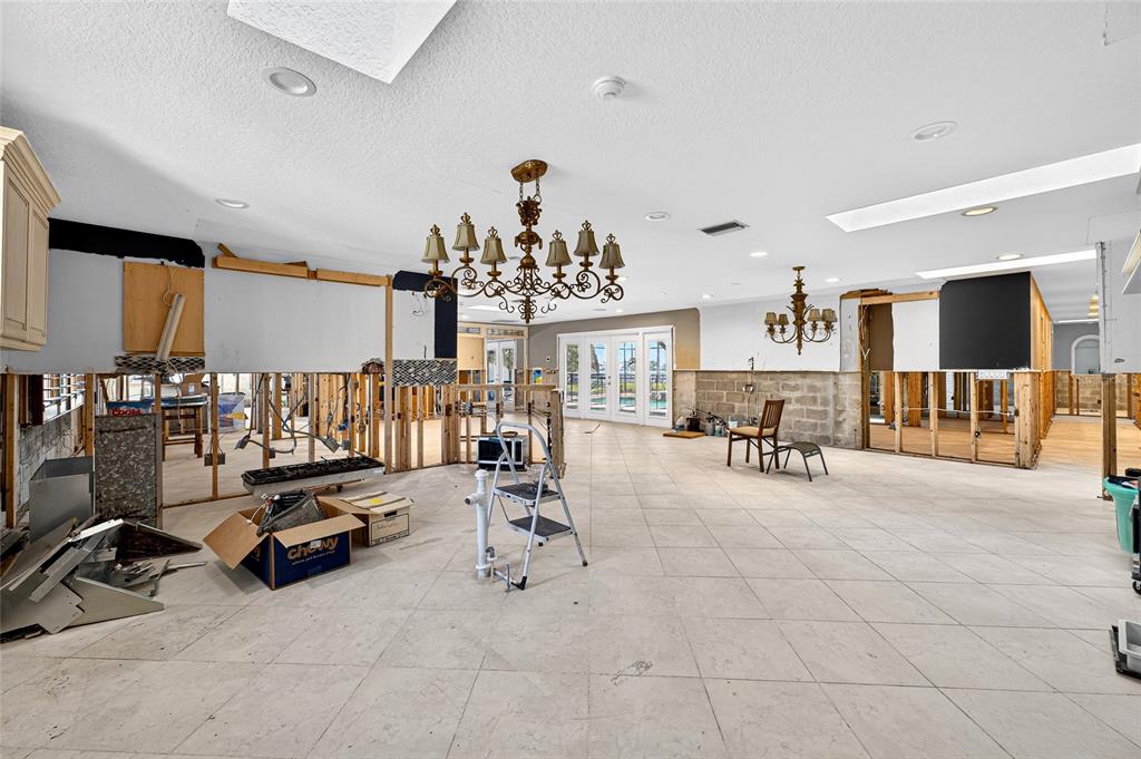 2326 Seton Lane Largo, FL 33774 - Photo 20 of 36