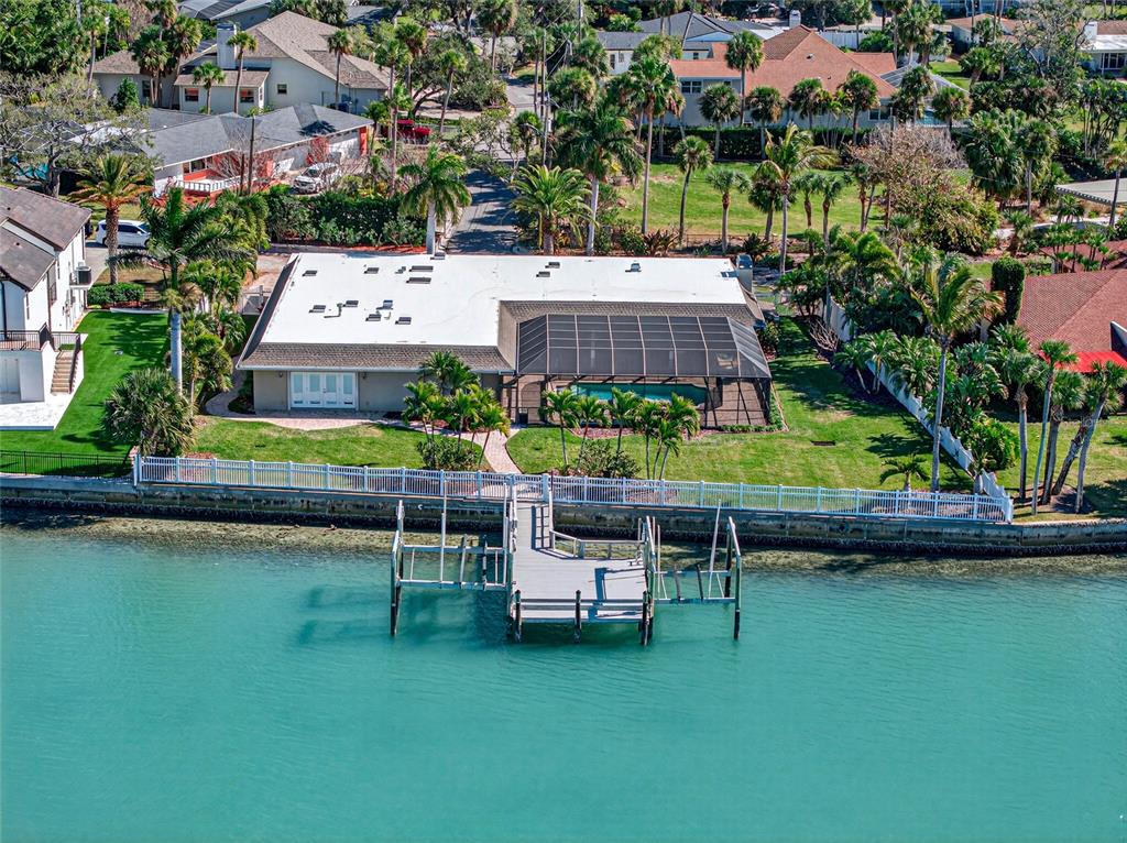 2326 Seton Lane Largo, FL 33774 - Photo 2 of 36