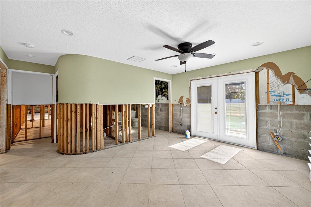 2326 Seton Lane Largo, FL 33774 - Photo 30 of 36