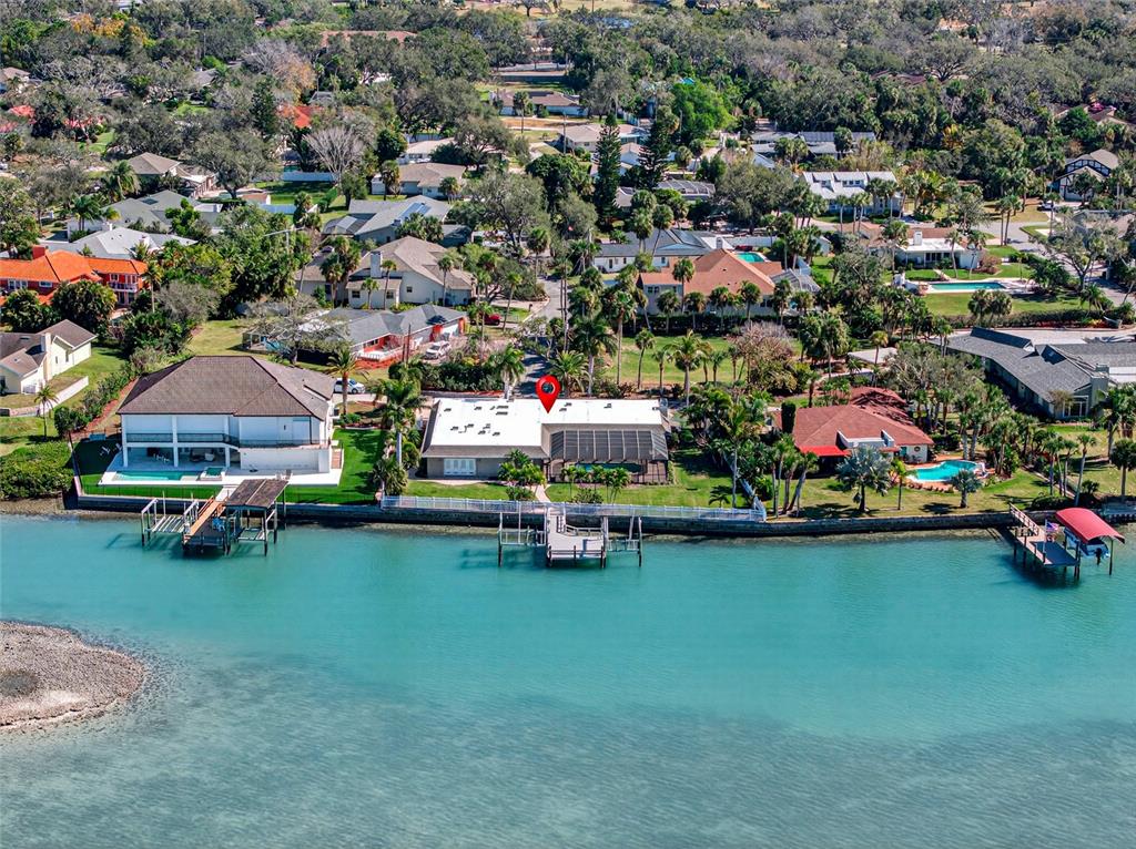 2326 Seton Lane Largo, FL 33774 - Photo 3 of 36