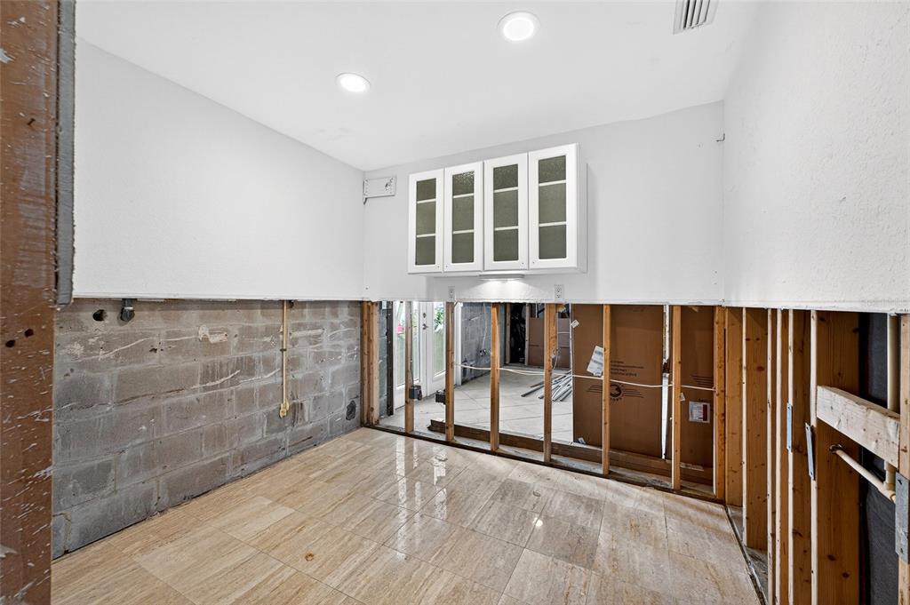 2326 Seton Lane Largo, FL 33774 - Photo 35 of 36