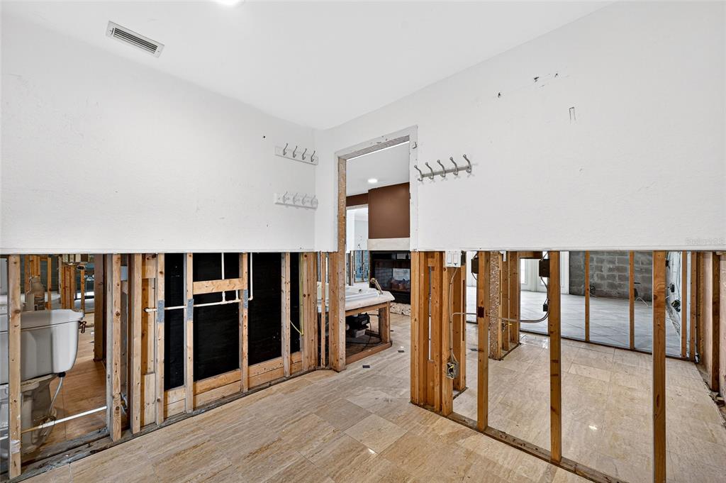 2326 Seton Lane Largo, FL 33774 - Photo 36 of 36