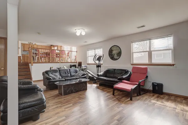 $360,000 | 59 Austrian Drive, Romeoville, IL 60446