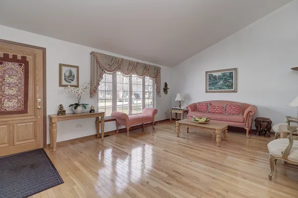 $360,000 | 59 Austrian Drive, Romeoville, IL 60446