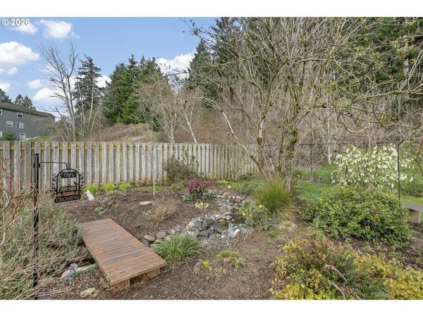 $649,900 | 163 Southwest Sandlewood Loop, Gresham, OR 97030