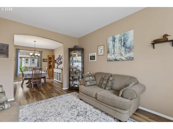 $649,900 | 163 Southwest Sandlewood Loop, Gresham, OR 97030