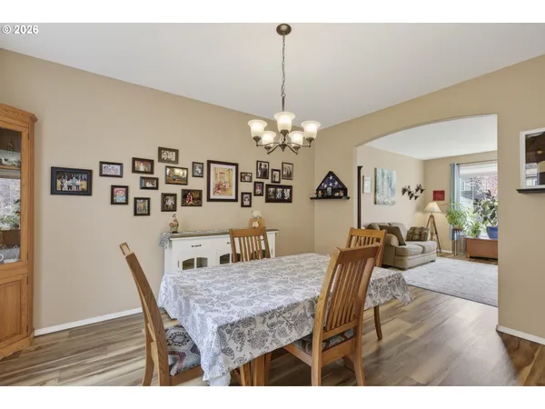 $649,900 | 163 Southwest Sandlewood Loop, Gresham, OR 97030