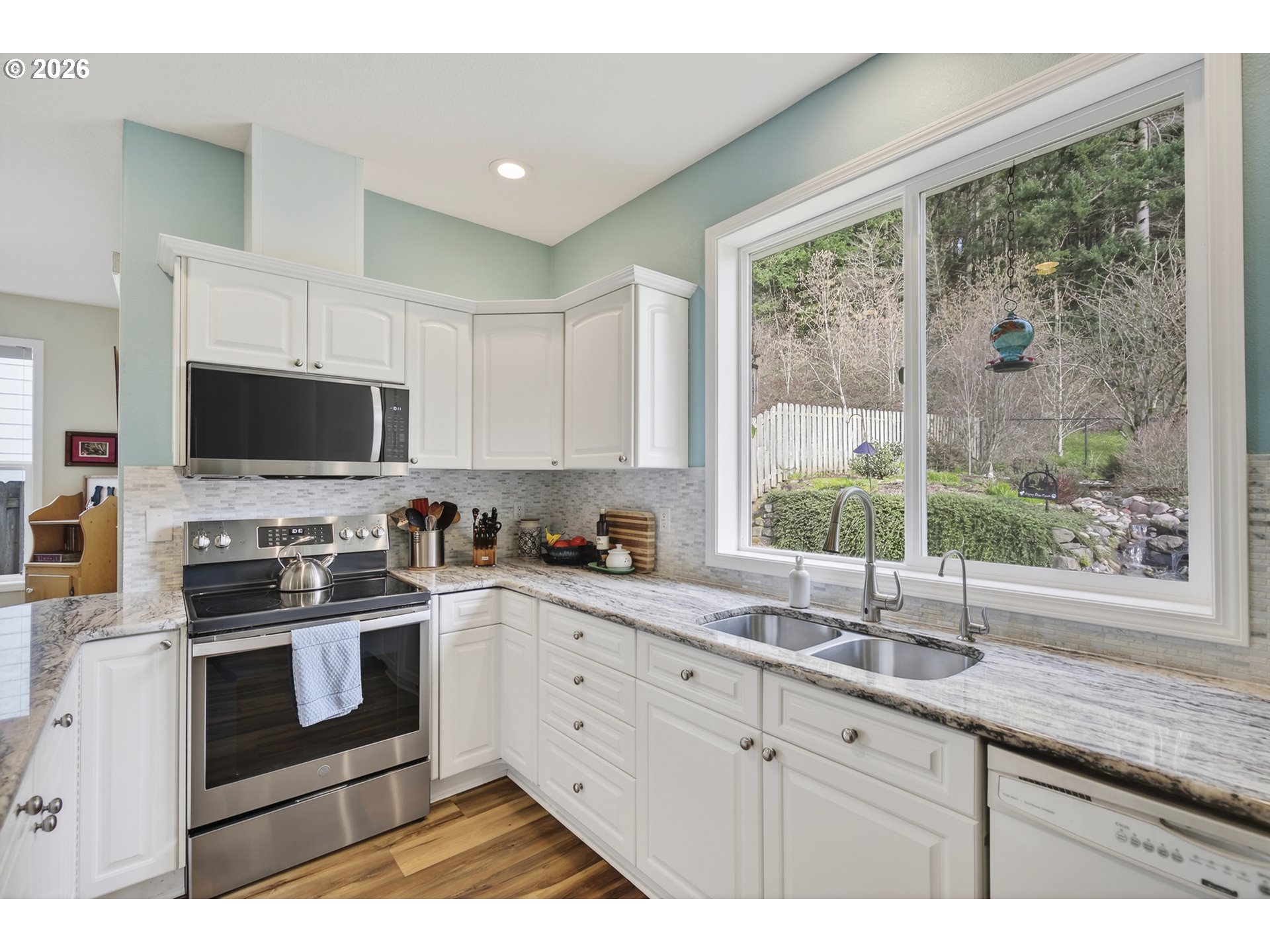 163 Southwest Sandlewood Loop Gresham, OR 97030 - Photo 39 of 47