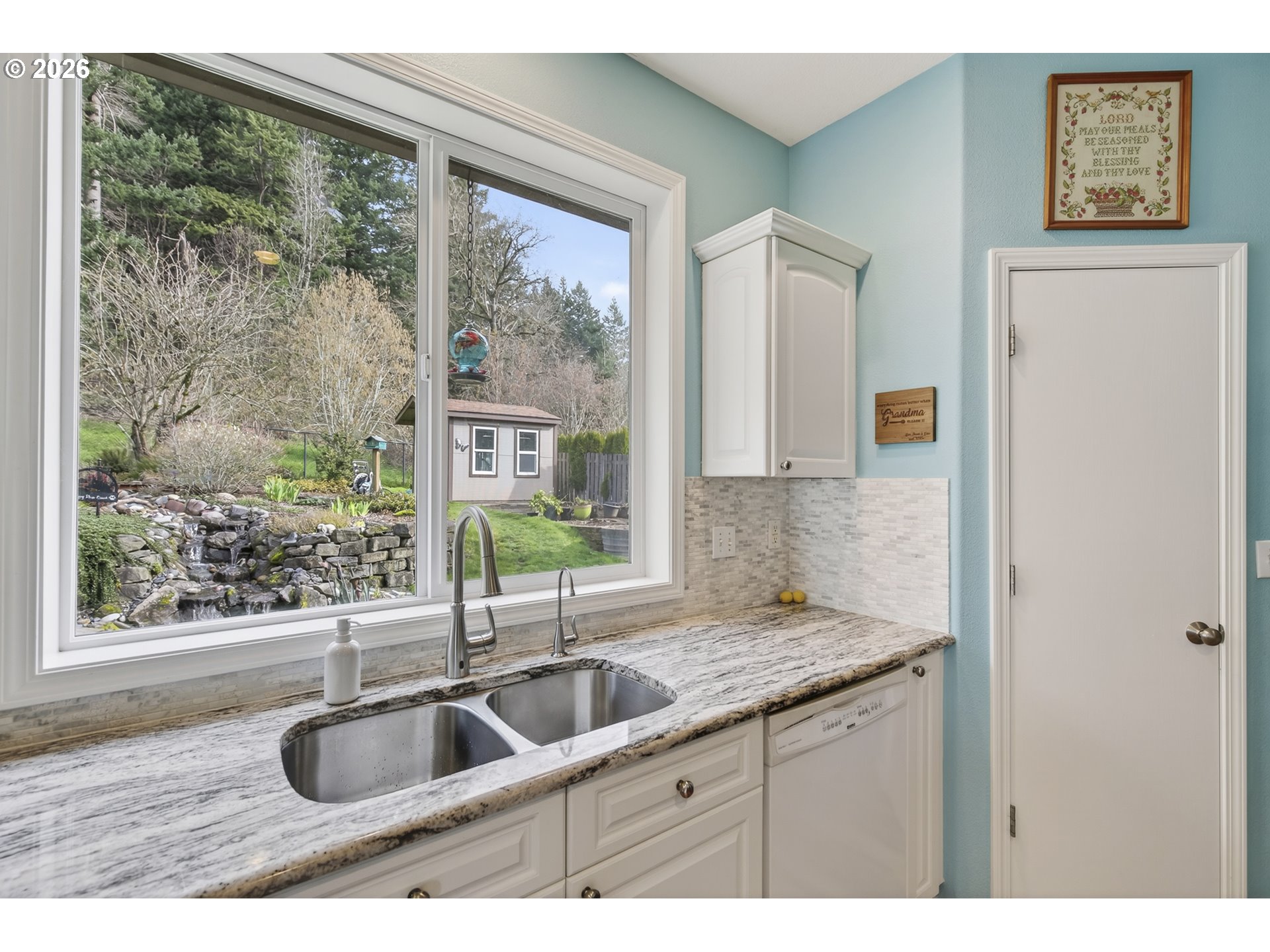 163 Southwest Sandlewood Loop Gresham, OR 97030 - Photo 40 of 47