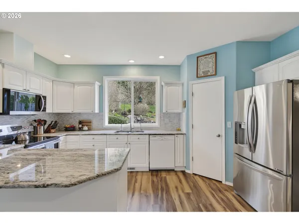$649,900 | 163 Southwest Sandlewood Loop, Gresham, OR 97030