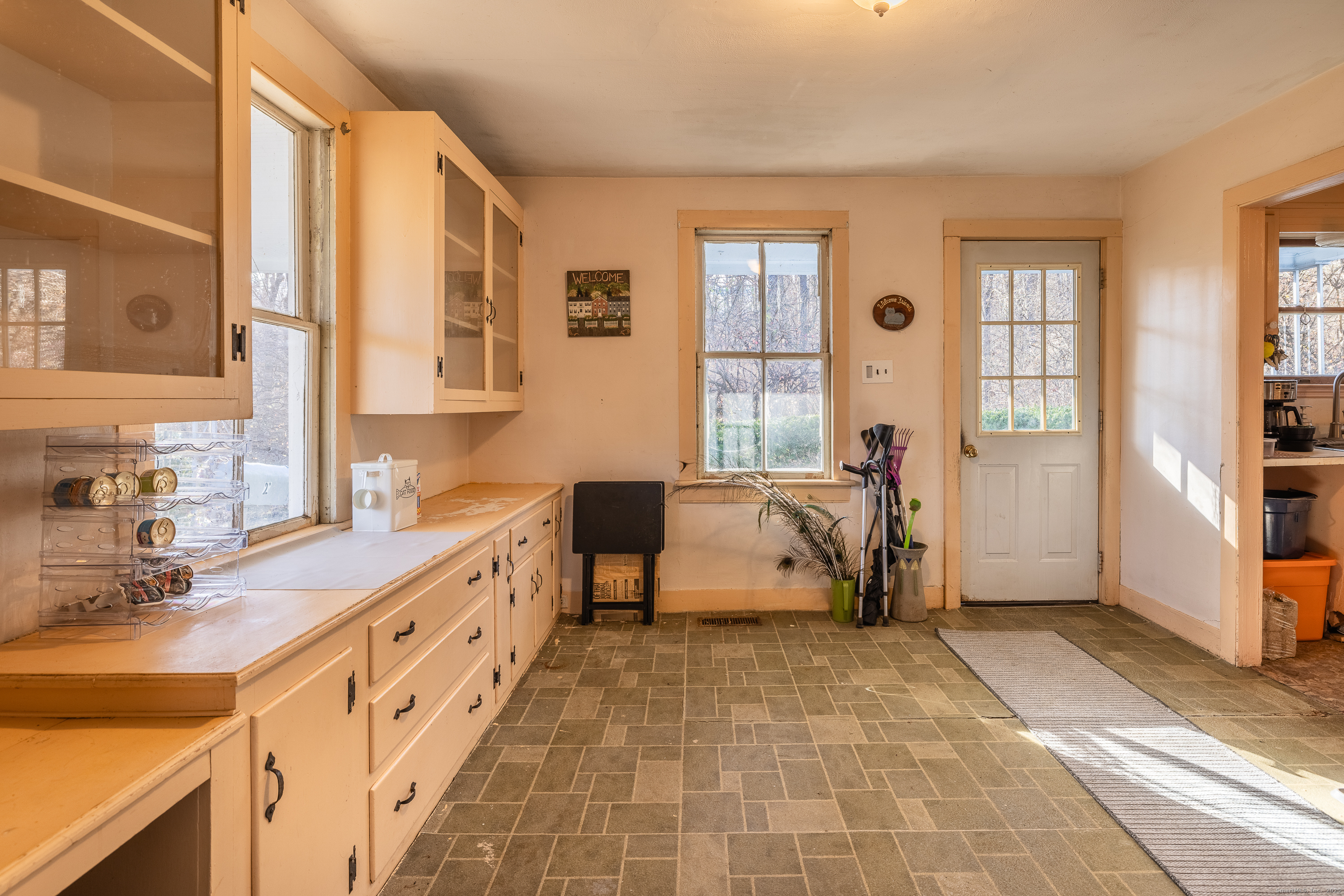 2 Stony Brook Road Newtown, CT 06470 - Photo 4 of 29 a spacious bathroom with a tub sink and mirror